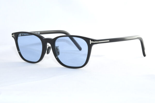 TOMFORD FT 1040D